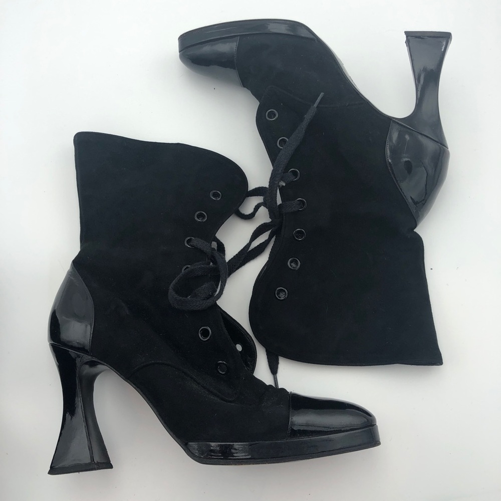 CHANEL sz 38.5 Patent Leather / Suede Boot